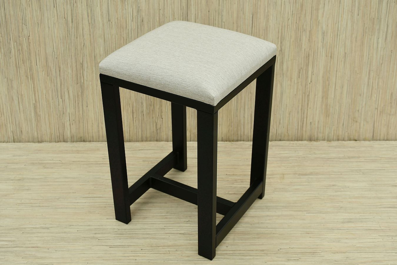TABORET TAPICEROWANY OBICIE JASNE SYMBOL - AT 5218