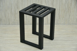 TABORET PRZYKRECANY ,, DARI ,,