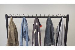 Wieszak do szatni na 4 kółkach - FABIOS długość 160 cm wysokość 160 cm